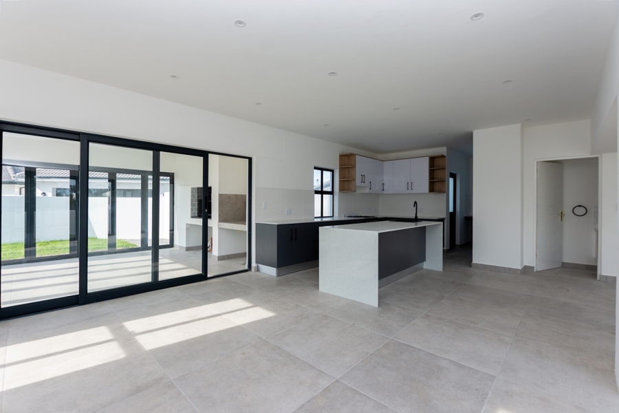 3 Bedroom Property for Sale in Shelley Point Western Cape